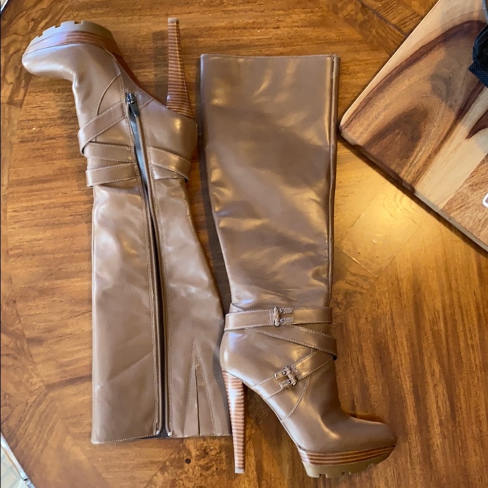 Enzo Angiolini tall boots size 6